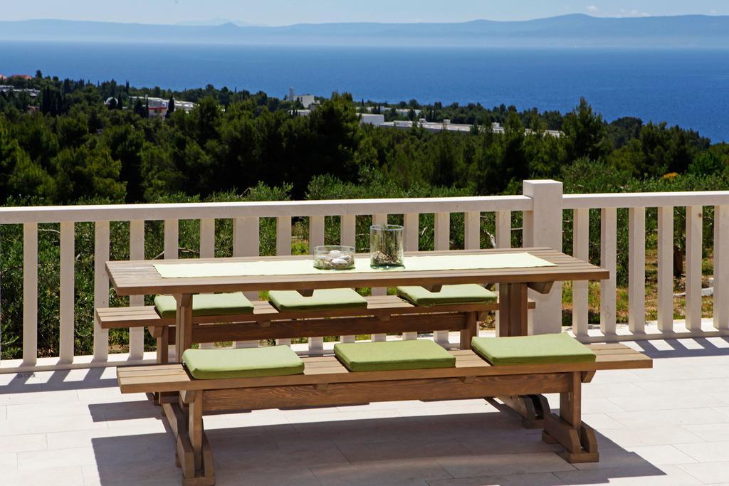 Holiday Homes Oliva Бол Стая снимка
