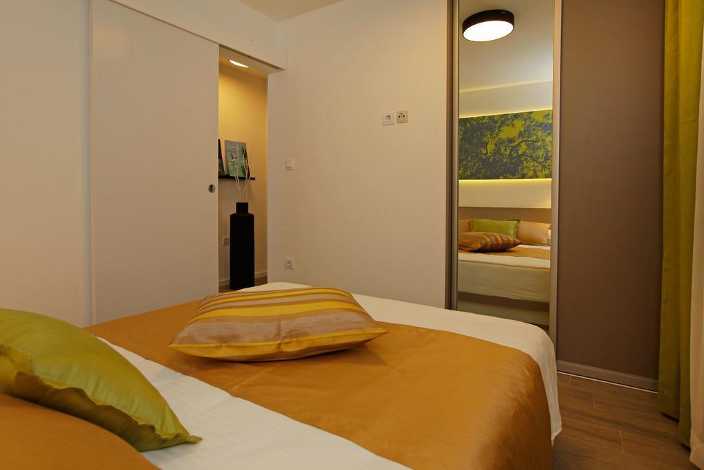 Holiday Homes Oliva Бол Стая снимка